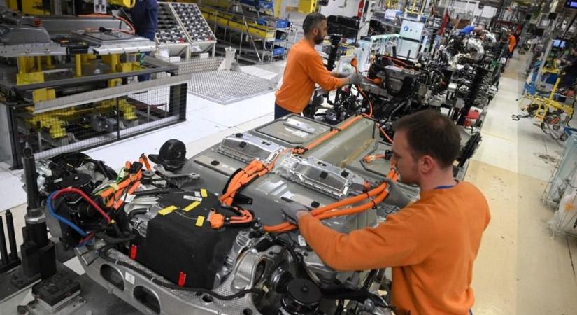 Erre várt mindenki: Norvégia megtalálta a megoldást az elektromos autók legnagyobb hibájára – ötszörösére nőhet az akkumulátorok élettartama