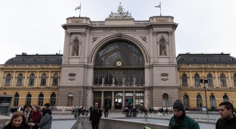 MÁV-vezér: Hétfőtől ne megszokás alapján közlekedjenek az utasok!