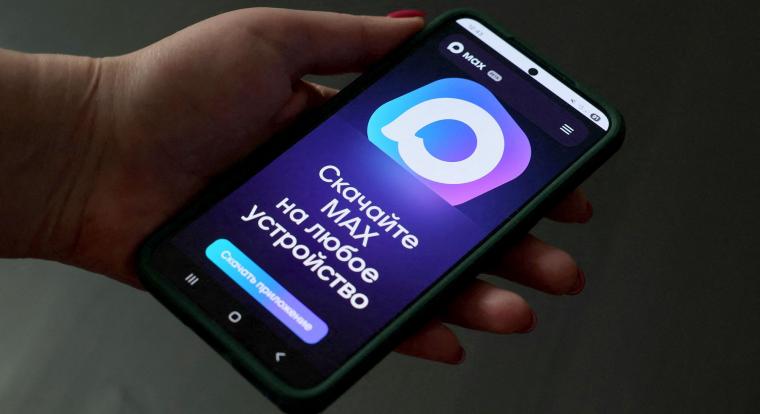 Totális kontroll a mobilokon: Oroszorszában államilag támogatott üzenetküldő kerül minden készülékre