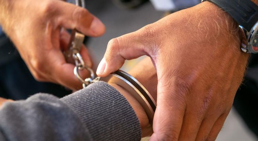 Döntött a bíróság, rácsok mögött marad a gyerekgyilkosság gyanúsítottja - videó