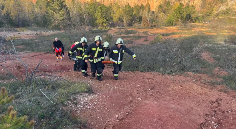 Balesetet szenvedett biciklist kellett menteni Eplénynél