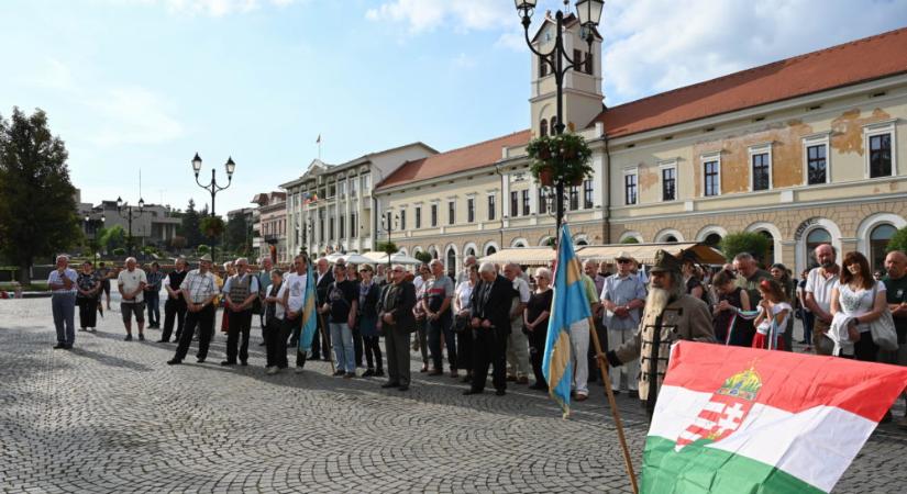 A magyar kormány elkötelezett a nemzeti összetartozás eszméje mellett