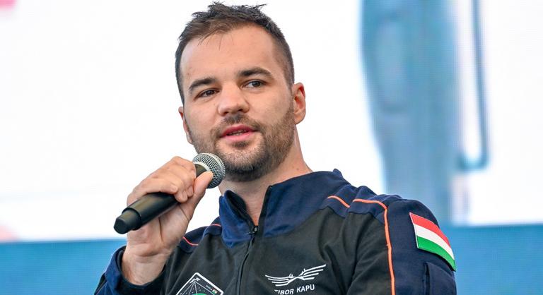 Kapu Tibor részletesen mesélt űrbéli élményeiről és a felkészülésről