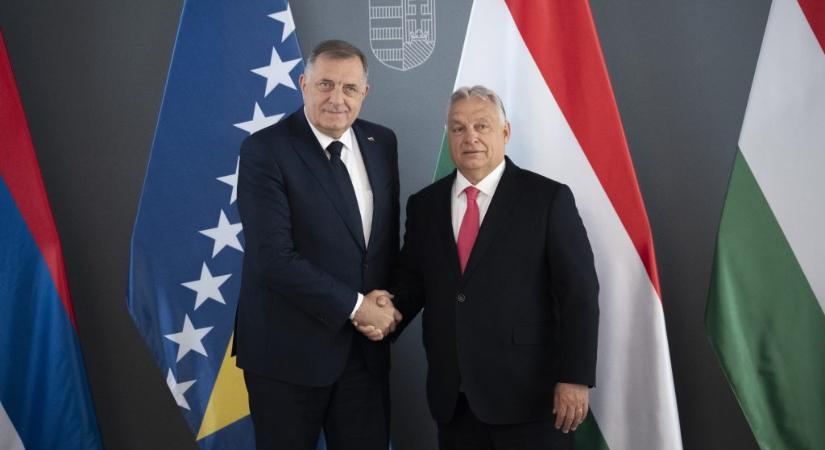Népszavazást tartanak, hogy a hivatalától megfosztott Dodik maradjon-e a boszniai szerb elnök