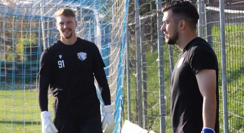A PMFC kapujában debütált a baranyai Buffon