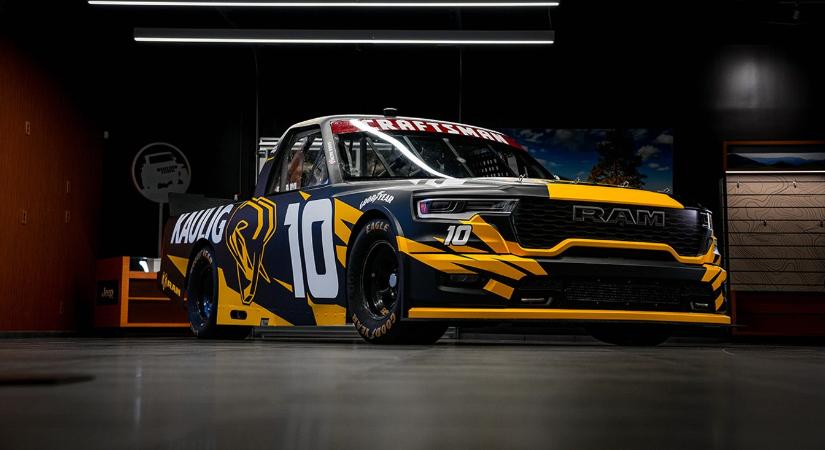 Megvan, hogy melyik csapattal tér vissza a NASCAR-ba a RAM