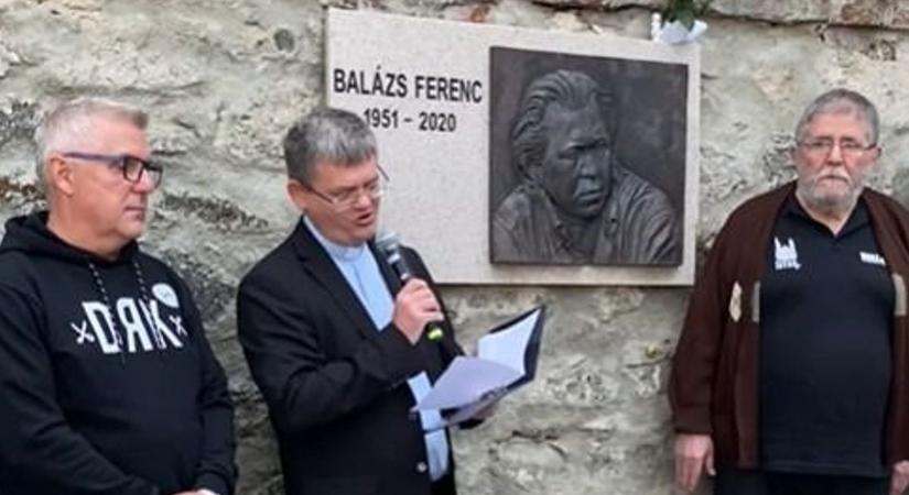 Így emlékeztek Balázs Fecóra a Sitkei Rockfesztiválon