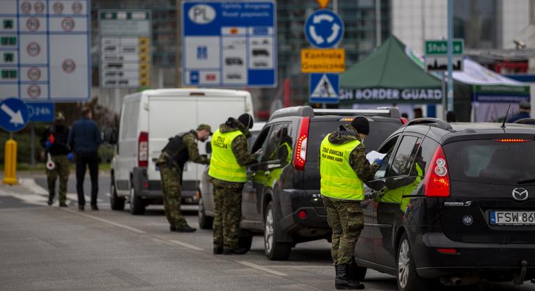 Brutális fordulat jön Németországban, így szabadulnának meg a migránsoktól