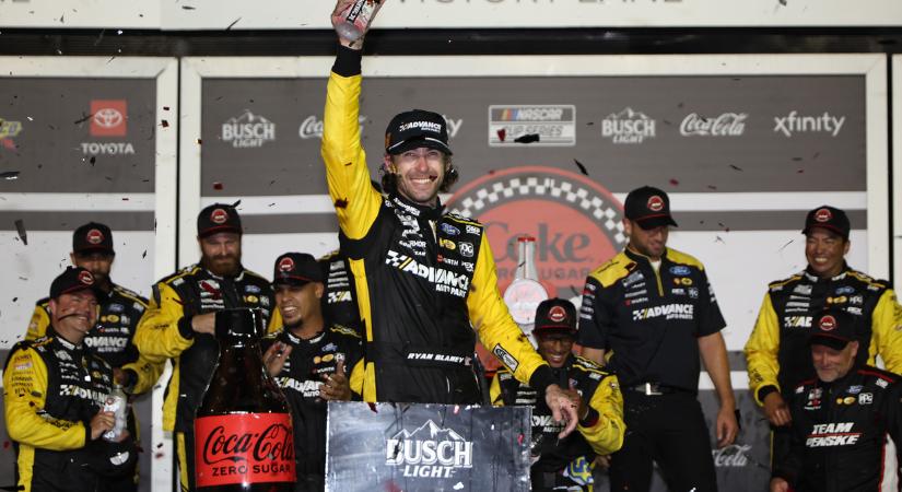 Elképesztő befutóban alakult ki a NASCAR Cup rájátszásának végleges mezőnye Daytonán