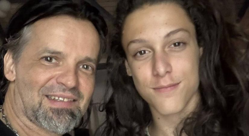 Erős Antónia zenész fia friss fotón: a 16 éves Matyi jóképű tinédzser lett