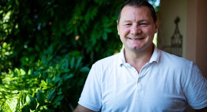 Erdei Zsolt 51 évesen, 11 év után tér vissza a ringbe
