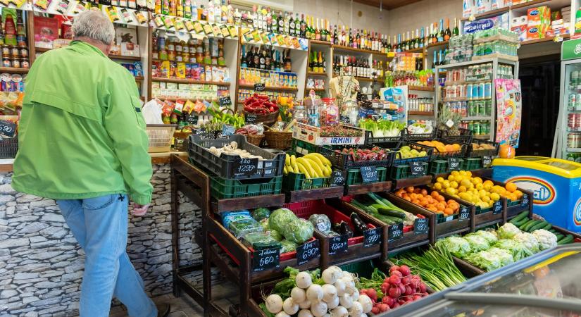 Az OKSZ szerint elbocsátások és boltbezárások jöhetnek a meghosszabbított árrésstop miatt