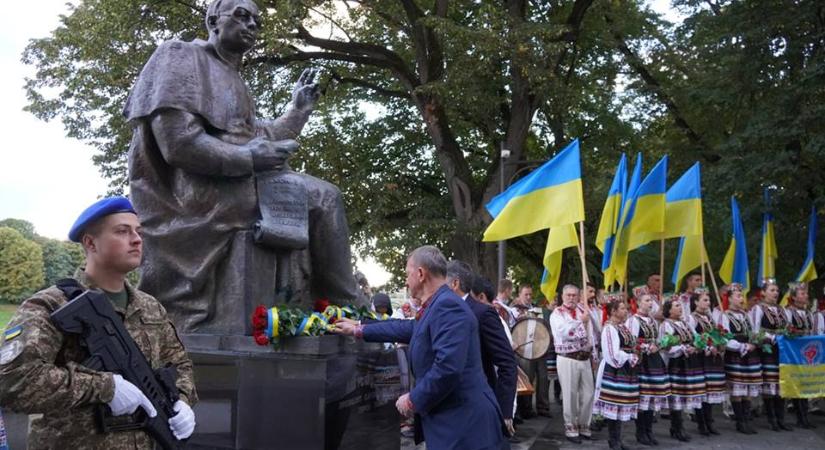 Ünnepség Ungváron Ukrajna függetlenségének 34. évfordulóján