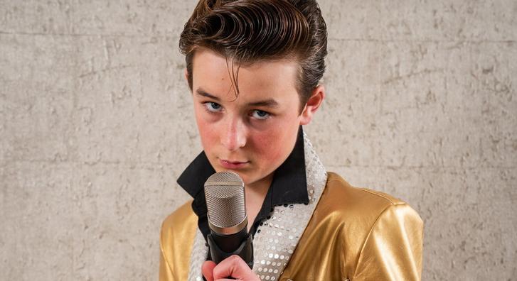 A világ legfiatalabb Elvis-imitátora Presley Graceland-i otthonában léphet fel