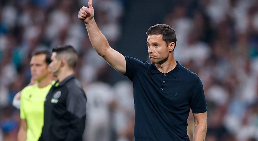 AS: Xabi Alonso kiteszi a kezdőcsapatból a Real Madrid világklasszisát