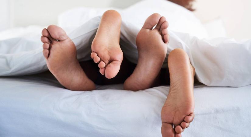 Egyre több fiatal hagy fel teljesen az intim élettel: szakértők elárulták a meglepő okot