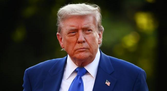 A Trump-adminisztráció jóváhagyta több mint háromezer ERAM repülőgép-rakéta eladását Ukrajnának – WSJ