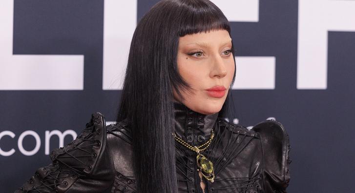 Lady Gaga a ritkán látható vőlegényével tett kiruccanást
