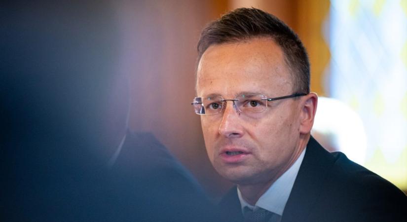 Szijjártó felszólította Zelenszkijt, hogy „hagyjon fel hazánk energiabiztonságának kockáztatásával”