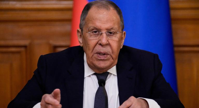 Szergej Lavrov kijelentette: Elismerjük Zelenszkijt a rezsim tényleges vezetőjének