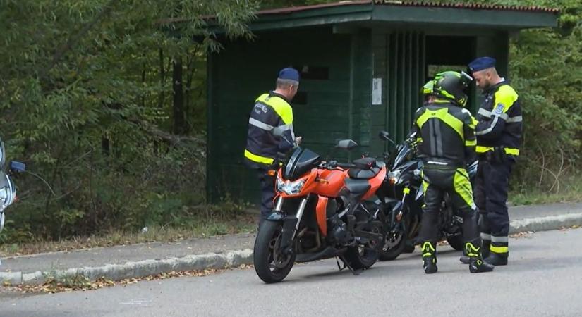 Száguldozó motorosokra vadásztak a rendőrök a Mátrában