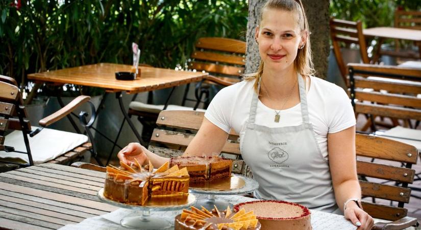Kipróbáltuk! Mutatjuk, milyen az ország tortája, és hogy mennyibe kerül (galéria, videó)