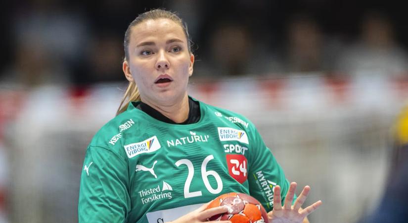 Kirúgatták csapattársai a gólkirályt, bukott vele az edző is