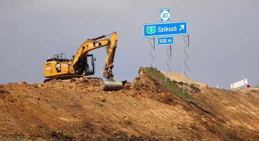 Útjavítások úton-útfélen – vármegyei körkép 2025-ről