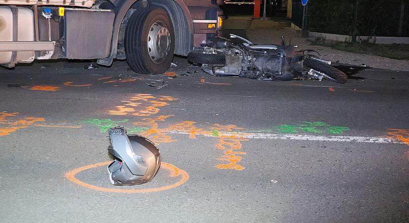 Elhunyt egy motoros, miután kamionnak ütközött Röszke közelében – galériával