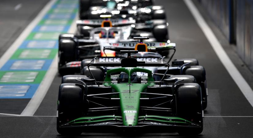 Névváltoztatásra kényszerítették az egyik F1-es csapatot