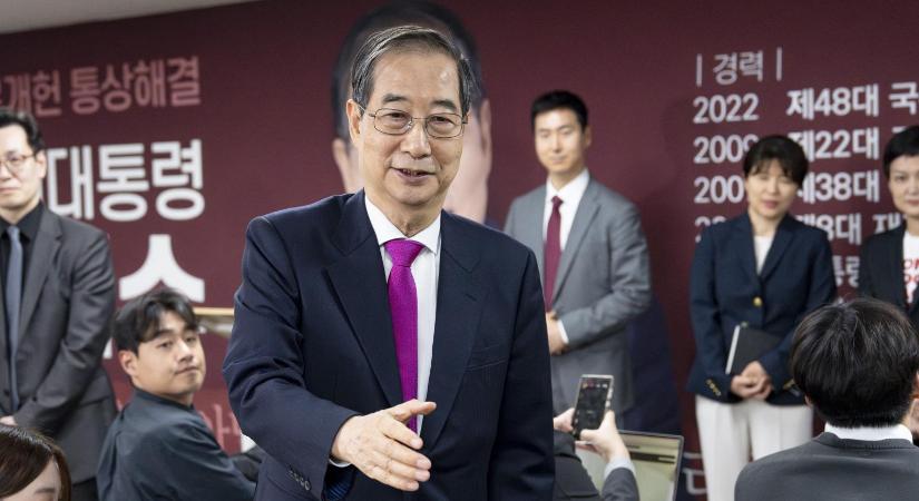 Letartóztatási parancsot adtak ki Dél-Koreában a volt kormányfő ellen, a gyanú szerint segített a hadiállapot kihirdetésében