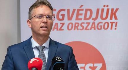 Hankó Balázs: a következő négy évben négyezer milliárd forint adókedvezmény marad a családoknál