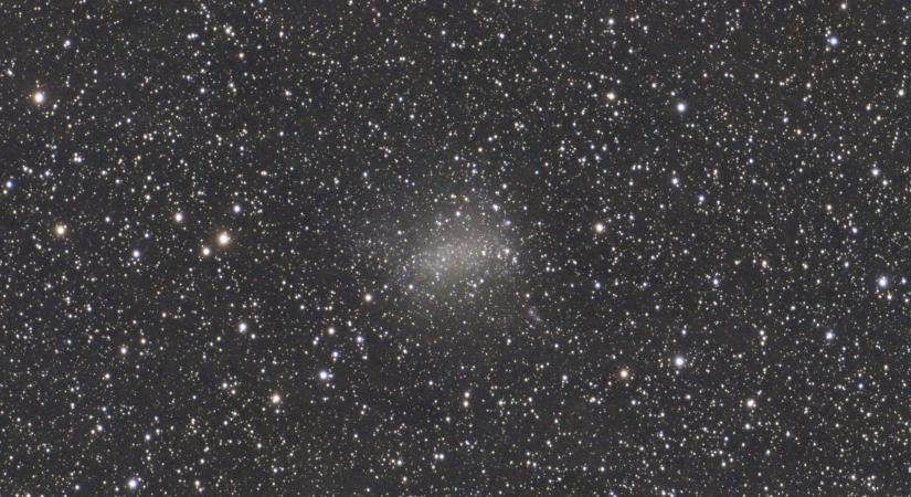 Barnard galaxisa a tarjáni égen