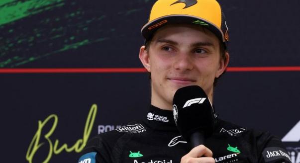 „Jó érzés, amikor a sportág történetének legjobbjaival hasonlítanak össze” – Piastri