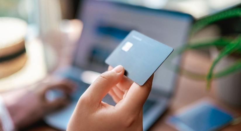 Segítség a zalaegerszegieknek: így védd ki a csalásokat az online térben