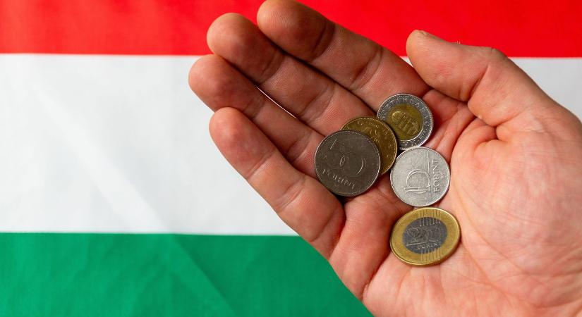 92 ezer forintot ér ez a fém 200 forintos, a te bukszádban lehet