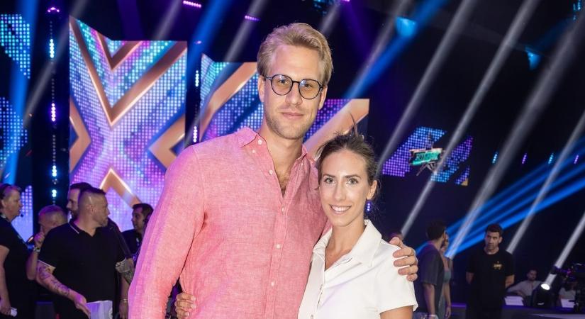 Henry Kettner apa lesz, megmutatta felesége gömbölyödő pocakját