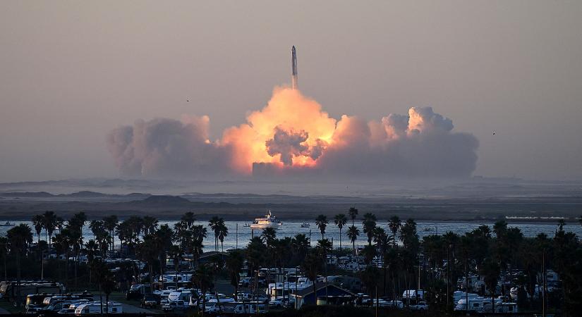 Mintha átok ülne a jubileumi repülésen: megint baj van Elon Musk Starshipjével