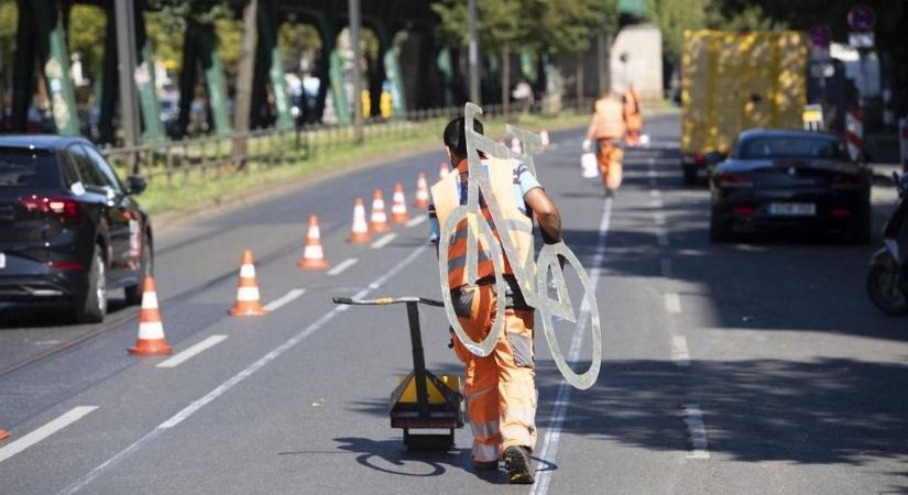 Merz kongatja a vészharangot: a német gazdaság nem képes tovább finanszírozni a jóléti államot – sokkal rosszabb a helyzet, mint gondolták