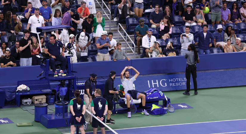 Botrányos meccsen búcsúzott a 2021-es US Open-győztes Medvegyev