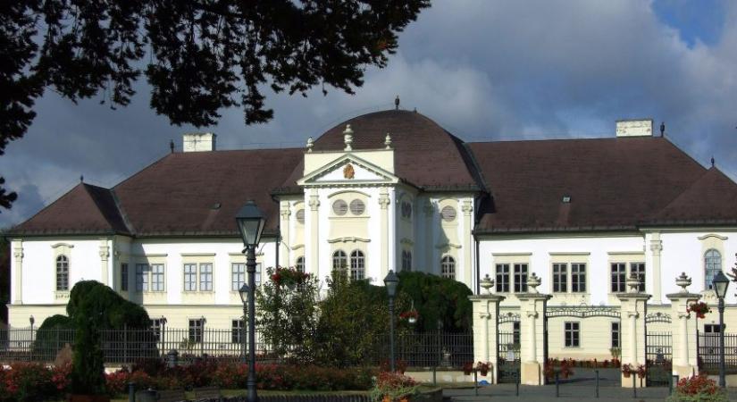 A női lakosztályoktól a csigák titkos életéig