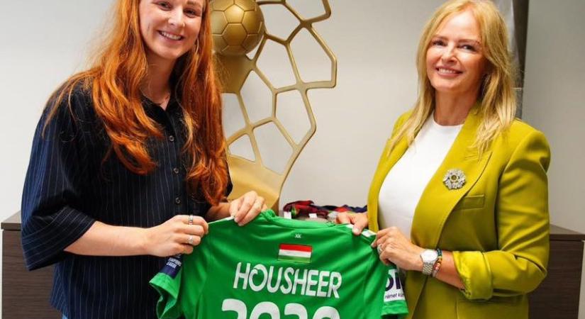 „Számomra ez tényleg a legjobb hely” – Dione Housheer hosszabbított az zöld-fehéreknél