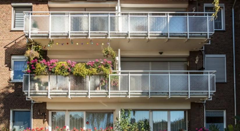 Balkon beüvegezése, átalakítása vagy felújítása: vigyázat, nem biztos, hogy olyan egyszerű!