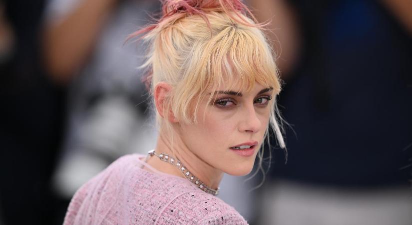 Kristen Stewart a Népszavának: Mintha célkeresztet tettem volna a puncimra