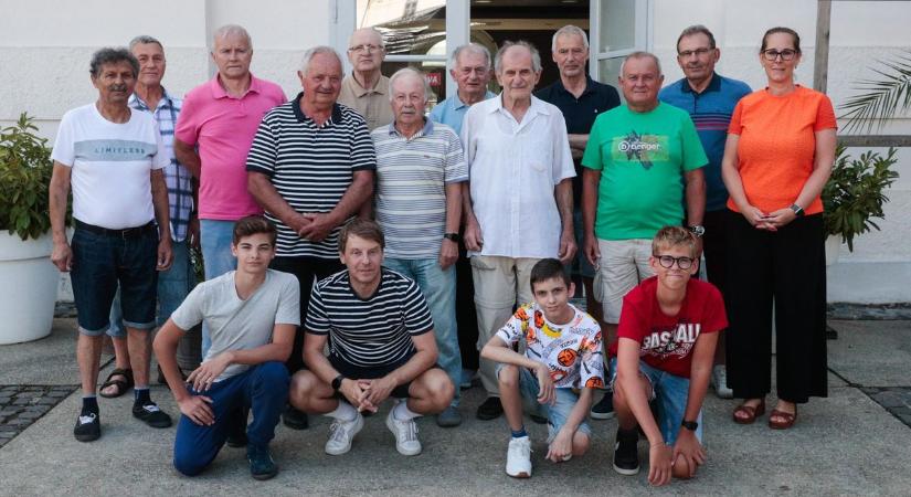 Volt egyszer egy bajnokcsapat! - Egykori legendás futballisták találkoztak Körmenden (képgalériával)