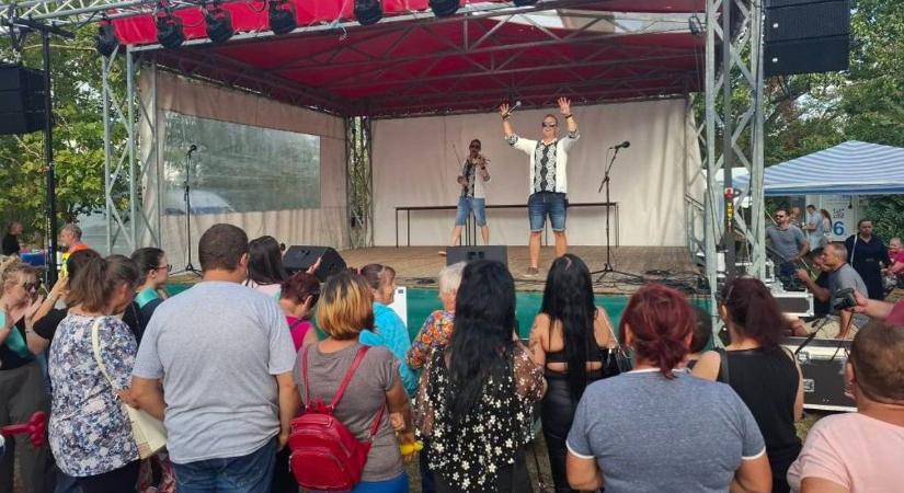 Élettel telt meg a kastélykert: fergeteges falunapot tartottak a hajdú-bihari faluban