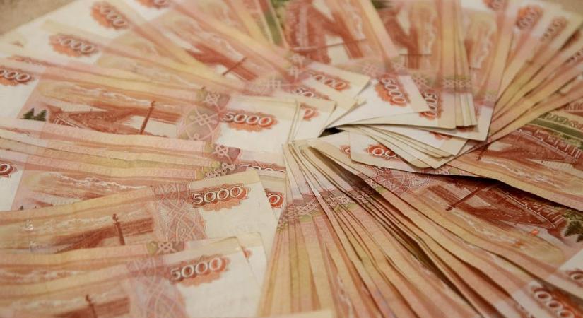 Vége a hadikorrupciónak: őrizetbe vettek egy orosz kormányzóhelyettest, rengeteg pénz tűnt el