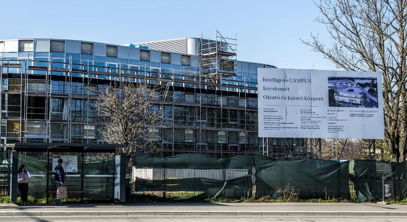 Visszaadja a félbehagyott campust a kecskeméti egyetemnek az MNB alapítványa