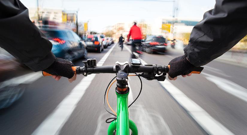 Közel két tucat kerékpárt loptak el egyetlen éjszaka alatt