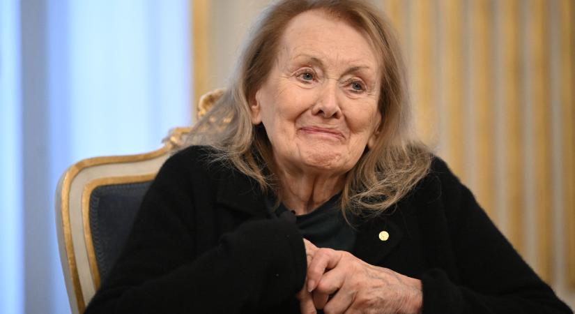 „Nem azért írok, mert meghaltál. Hanem azért haltál meg, hogy én írjak” – a Nobel-díjas Annie Ernaux új könyve szembenézés a sorssal